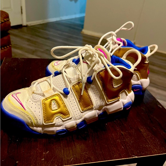 Nike - Picture 1 of 6